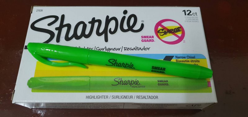 ปากกาสะท้อนแสง Sharpie สีเขียว (กล่อง12ด้าม)